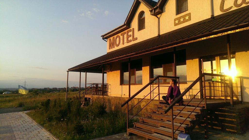 Motel Sacvoyage Kharkiv Exterior photo